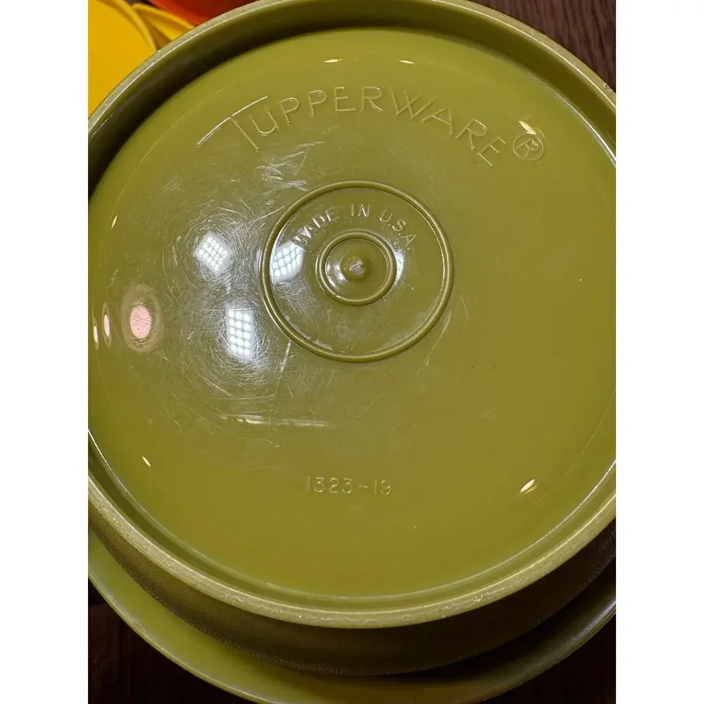 Vintage Tupperware #1323 Harvest Colors Nesting Bowl Set of 3-No lids